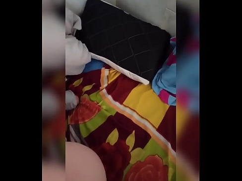 ❤️ Mening xonadoshim uyda yolg'iz qoladi, chunki eri ta'tilga ketadi va men uni sikish va eshagini sut bilan to'ldirish imkoniyatidan foydalanaman ❌ Super porno uz.onetubes.top ﹏